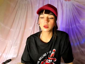 Merlynn_ Chaturbate stream image from February 02, 2025