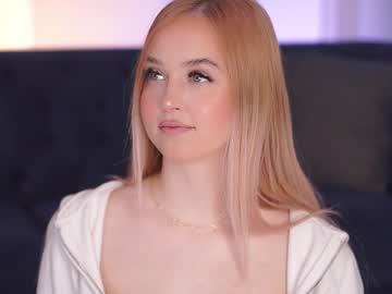 Seraphicsin Chaturbate stream image from February 02, 2025