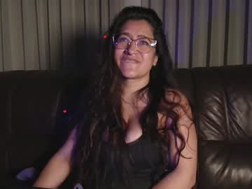 Deesseluxure_ Chaturbate stream image from February 02, 2025