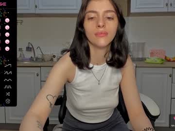 Broosnica1 Chaturbate stream image from February 02, 2025