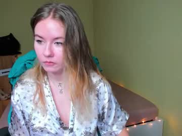 Emilyy____ Chaturbate stream image from February 02, 2025