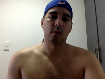 Dannyhot9 Chaturbate stream image from February 02, 2025
