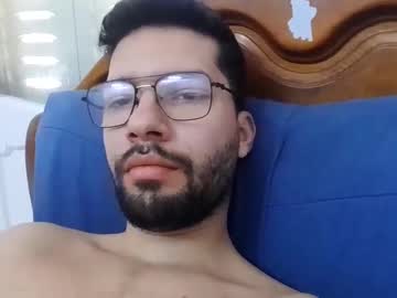 Midoumas1 Chaturbate stream image from February 02, 2025