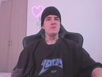 Horny_Lyam01 Chaturbate stream image from February 02, 2025