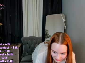 Jennifer_Shy_ Chaturbate stream image from February 02, 2025