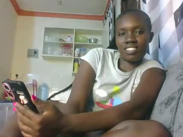 Roundedass979516 Chaturbate stream image from February 02, 2025