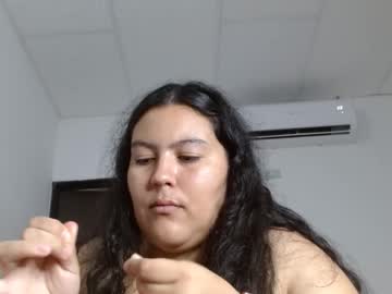 Smallkarolbbw18 Chaturbate stream image from February 02, 2025