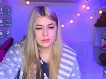 Pretty_Blond_ Chaturbate stream image from February 02, 2025