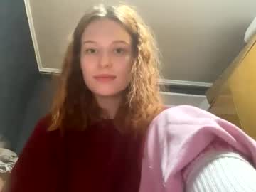 Roxy_Bowman Chaturbate stream image from February 02, 2025