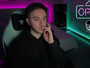 Huge_Jack01 Chaturbate stream image from February 02, 2025