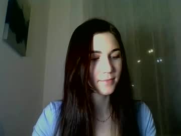 Katie_Foxi Chaturbate stream image from February 02, 2025