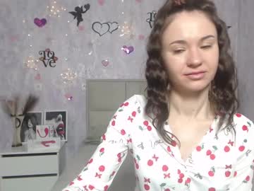 Kiaracriegs Chaturbate stream image from February 02, 2025