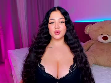 Kylie_Lips Chaturbate stream image from February 02, 2025