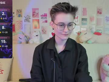 Christine_Moon Chaturbate stream image from February 02, 2025