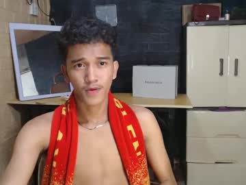 Ken_Bigcockxx Chaturbate stream image from February 02, 2025