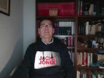 8age Chaturbate stream image from February 02, 2025