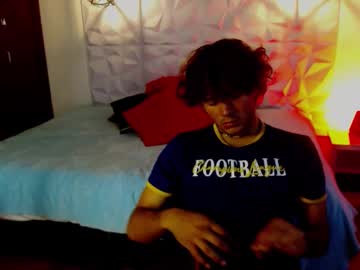 Eroz_X1 Chaturbate stream image from February 02, 2025
