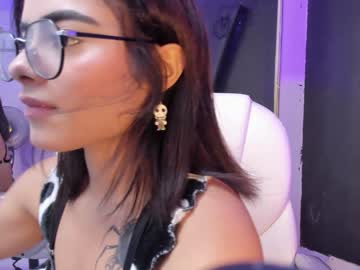 Miaashford Chaturbate stream image from February 02, 2025