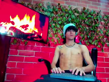 Kroddy_Sw Chaturbate stream image from February 02, 2025