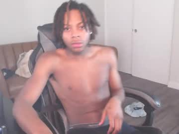 Leomalonee Chaturbate stream image from February 02, 2025