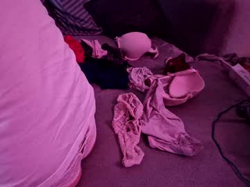 Capoo24 Chaturbate stream image from February 02, 2025