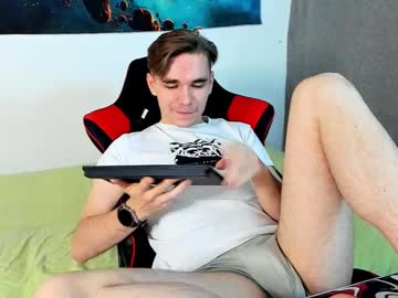 Horny_Yo Chaturbate stream image from February 02, 2025