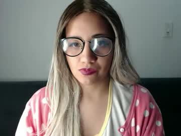 Amycosplay99 Chaturbate stream image from February 03, 2025