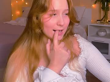 Annikie Chaturbate stream image from February 03, 2025
