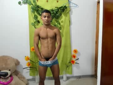 Corzoethan Chaturbate stream image from February 03, 2025