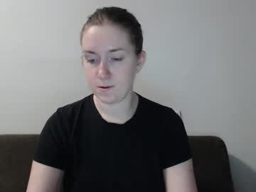 Lily_Love_X Chaturbate stream image from February 03, 2025