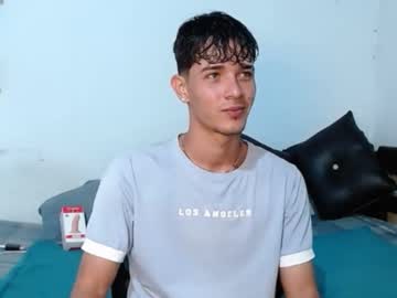 Cristofer_Hot98 Chaturbate stream image from February 03, 2025