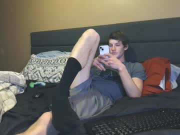 Downforthemoney Chaturbate stream image from February 03, 2025