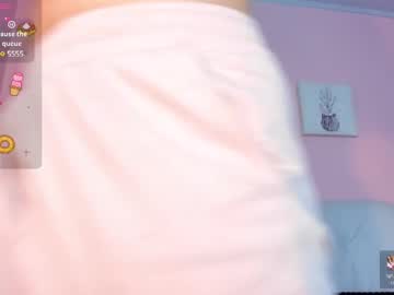 Sophie_Moon1 Chaturbate stream image from February 03, 2025