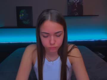 Alexabarkley Chaturbate stream image from February 03, 2025