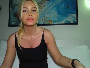 Moni_ Chaturbate stream image from February 03, 2025