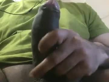 Sexmachine4ubabes Chaturbate stream image from February 03, 2025