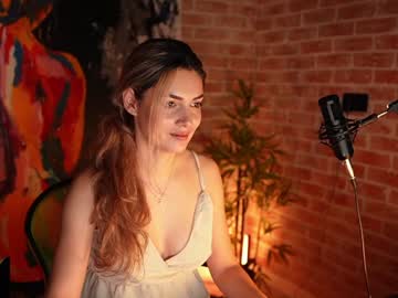 Alliesynns Chaturbate stream image from February 03, 2025