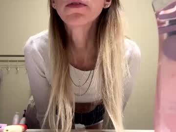 Mvpkrazydaizy Chaturbate stream image from February 03, 2025