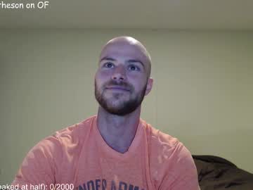 Oliverclotheson Chaturbate stream image from February 03, 2025