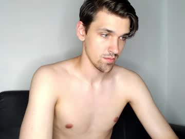 Mateo_Zeus Chaturbate stream image from February 03, 2025