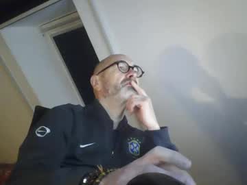 Pitrennnes Chaturbate stream image from February 03, 2025