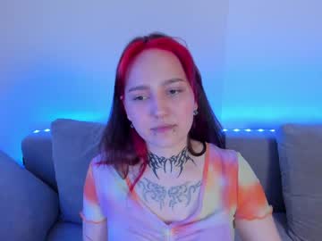 Sweet_Risa Chaturbate stream image from February 03, 2025