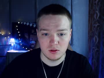 Axxxturel Chaturbate stream image from February 03, 2025