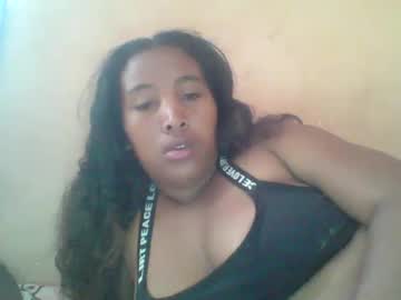 Clarah0123 Chaturbate stream image from February 03, 2025