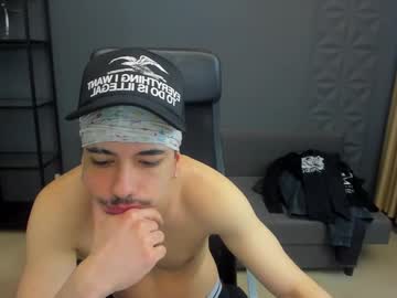 Maxryker Chaturbate stream image from February 03, 2025