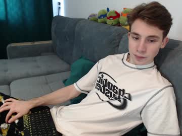 Cute_Brian Chaturbate stream image from February 03, 2025