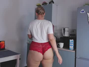 Evelinadarling Chaturbate stream image from February 03, 2025