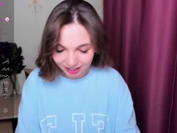 Kindhazelhere_ Chaturbate stream image from February 03, 2025