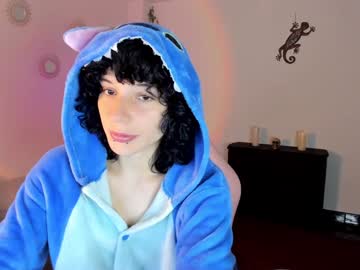 Michelleastro Chaturbate stream image from February 03, 2025