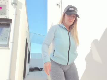 Angel_Danm_Milf Chaturbate stream image from February 03, 2025